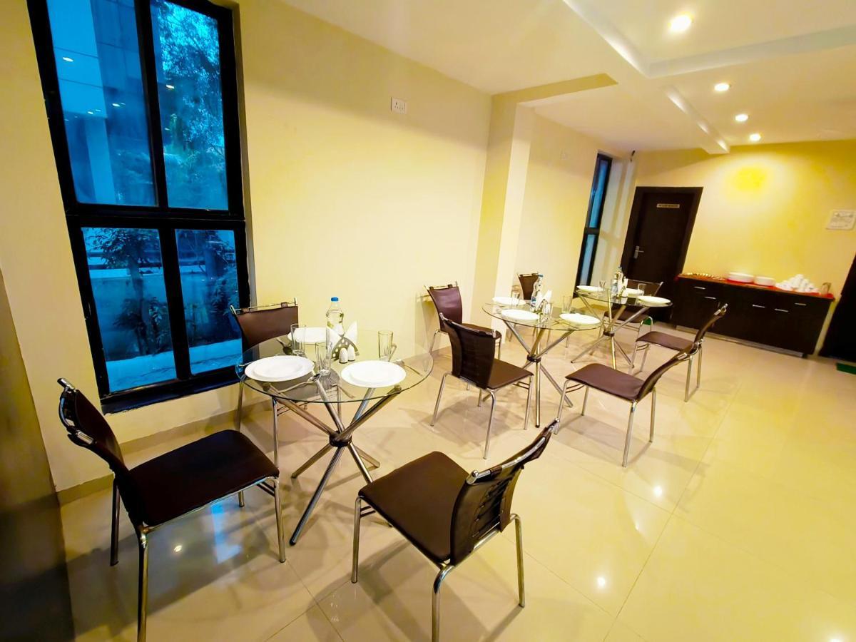 Hotel Sai Srushti By Neem Square Shirdi Zewnętrze zdjęcie